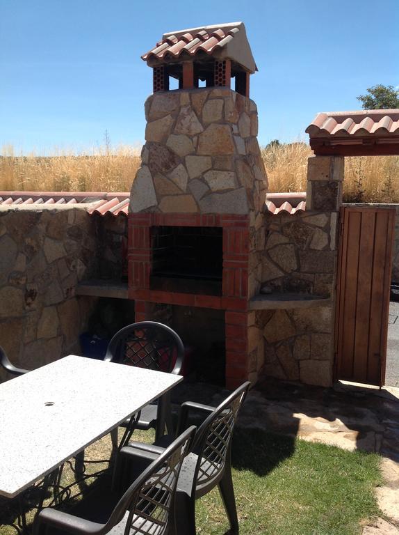 Casa Rural La Vega De Gredos Guest House San Martin de la Vega del Alberche Exterior photo